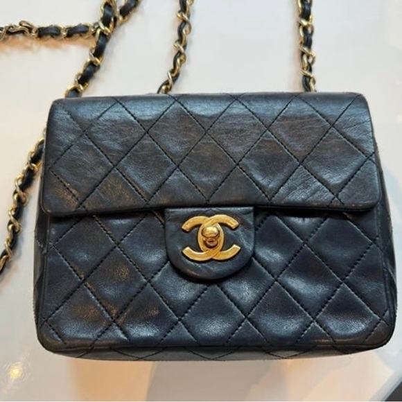 Chanel Vintage Quilted Square Single Flap Handbag Lambskin Black Great Condition - Picture 2 of 16